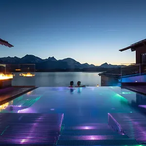 **** Hotel Am Hopfensee Německo